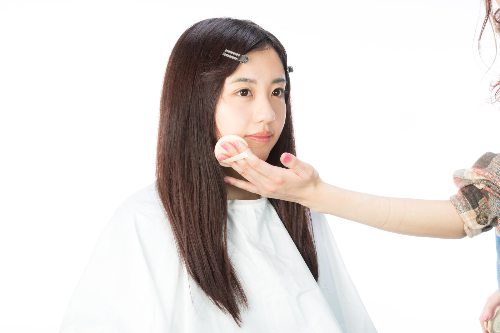ベースメイクされている女性